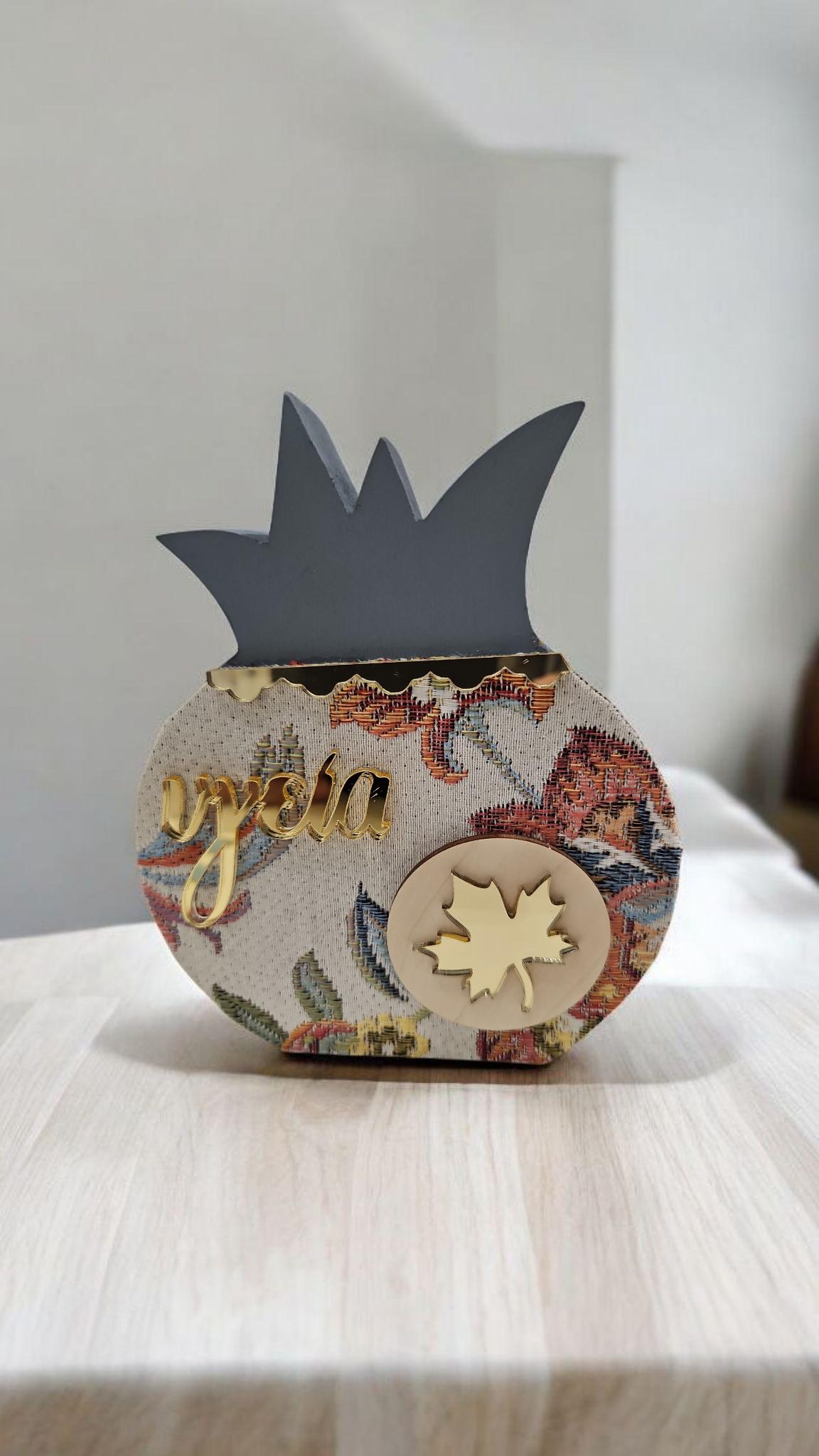 Χειροποίητο γούρι ρόδι "Υγεία"